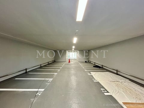 バイク置場 写真 1