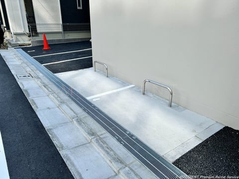 バイク置場 写真 2