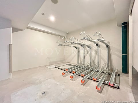 駐輪場 写真 1