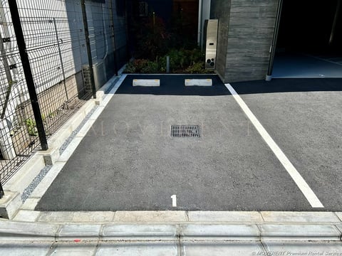 駐車場 写真 1