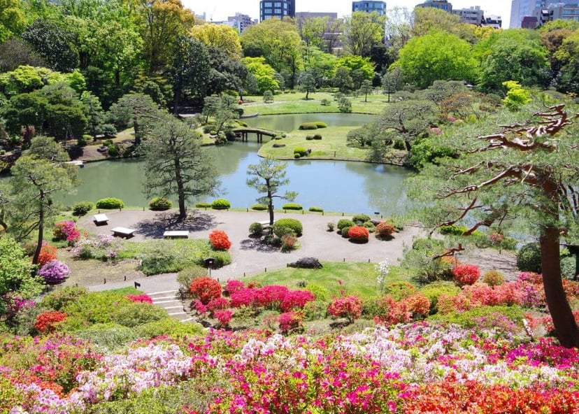六義園